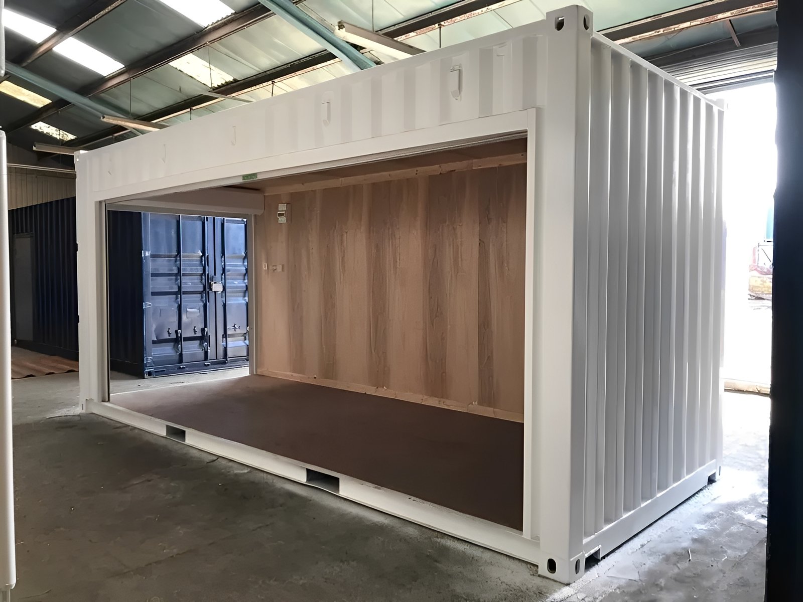 20ft x 8ft Roller Shutter Shipping Containers - Image 3
